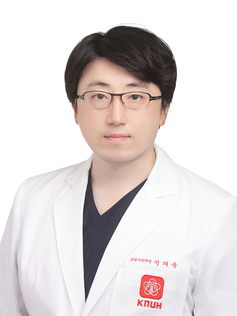 이채윤 선생님 사진